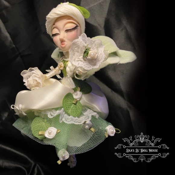 *SOLD* Flower Fairy Doll Puppet OOAK Sculpted Green Forest White Angel Sprite - Picture 12 of 15